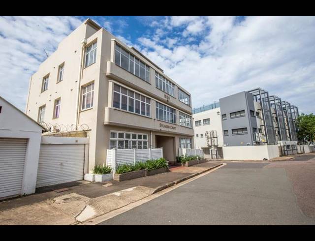 2 BEDROOM APARTMENT FOR SALE IN WINDERMERE